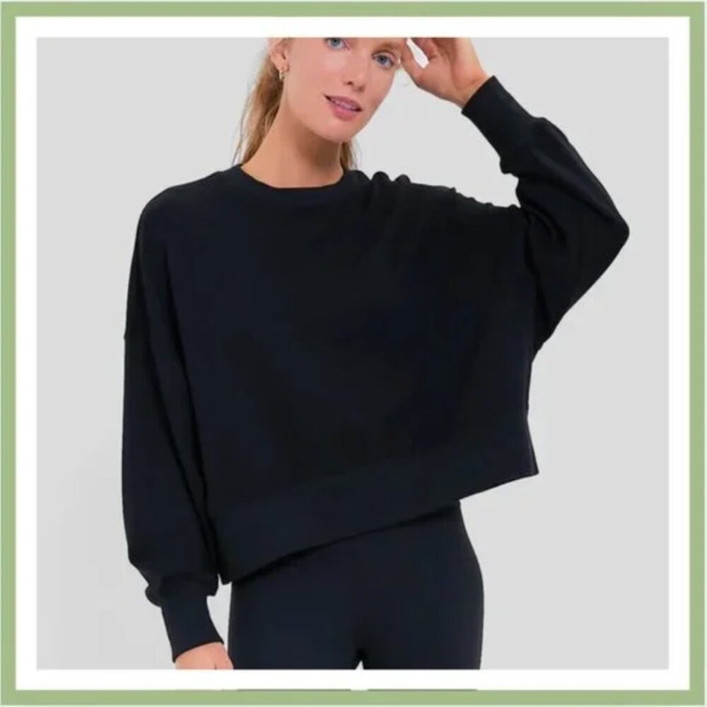 TUCKERNUCK SPORT Black Cropped Oliver Pullover